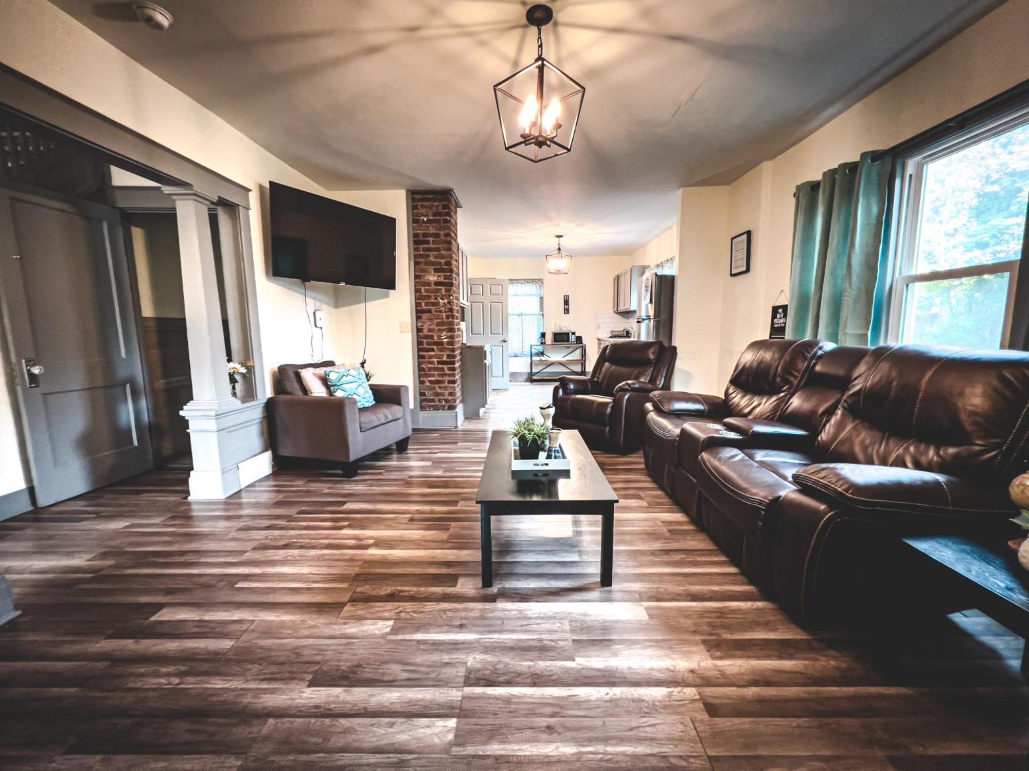 Centrally Located 5Br House In Καταρράκτες του Νιαγάρα Εξωτερικό φωτογραφία